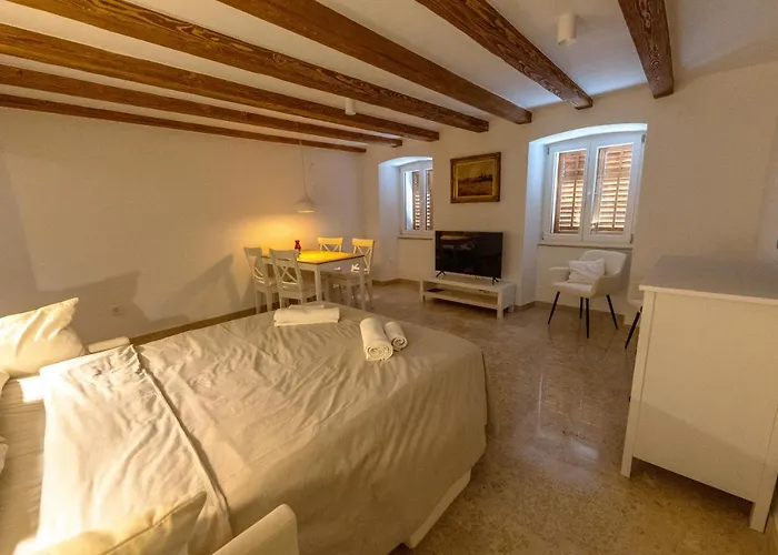 Apartament Porto *